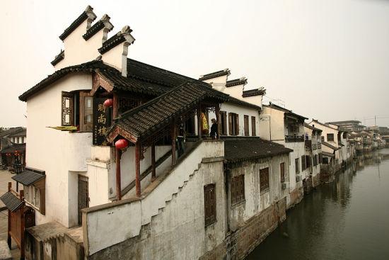 《我们这十年》热播，用奋斗的故事奏响主旋律，这部剧捧红了谁？